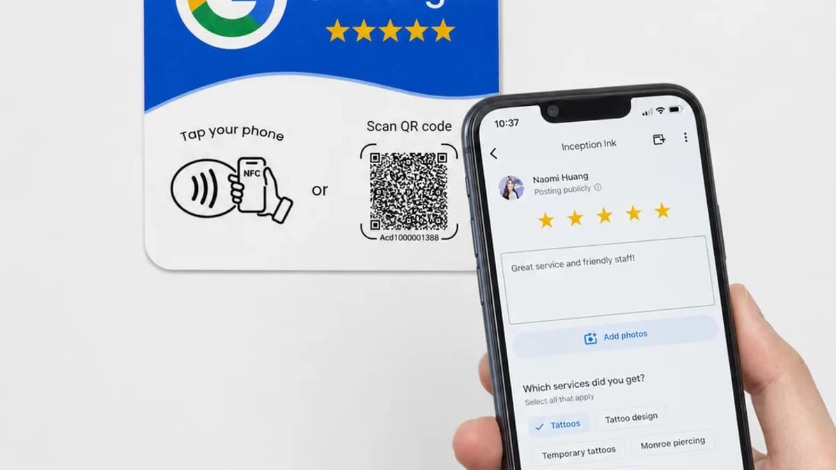 NFC review sticker en QR-code naast elkaar
