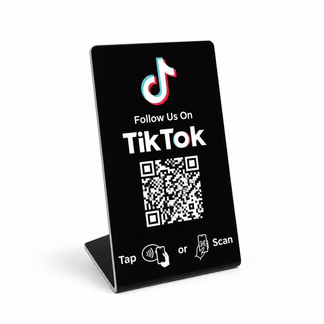 Zwart acryl TikTok bordje met NFC en QR-code, "Follow us on TikTok", op een balie